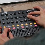 میدی کنترلر AKAI MIDIMix