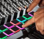 میدی کنترلر M-AUDIO OXYGEN PRO 61