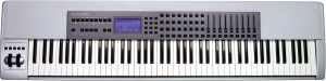 میدی کیبورد پیانوییKeyStation Pro 88